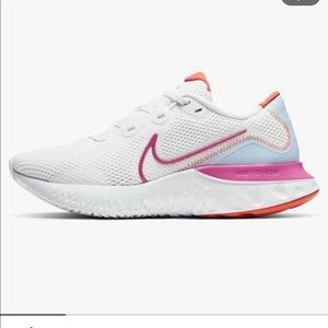 Nike RENEW RUN Shoes Sneakers size 10